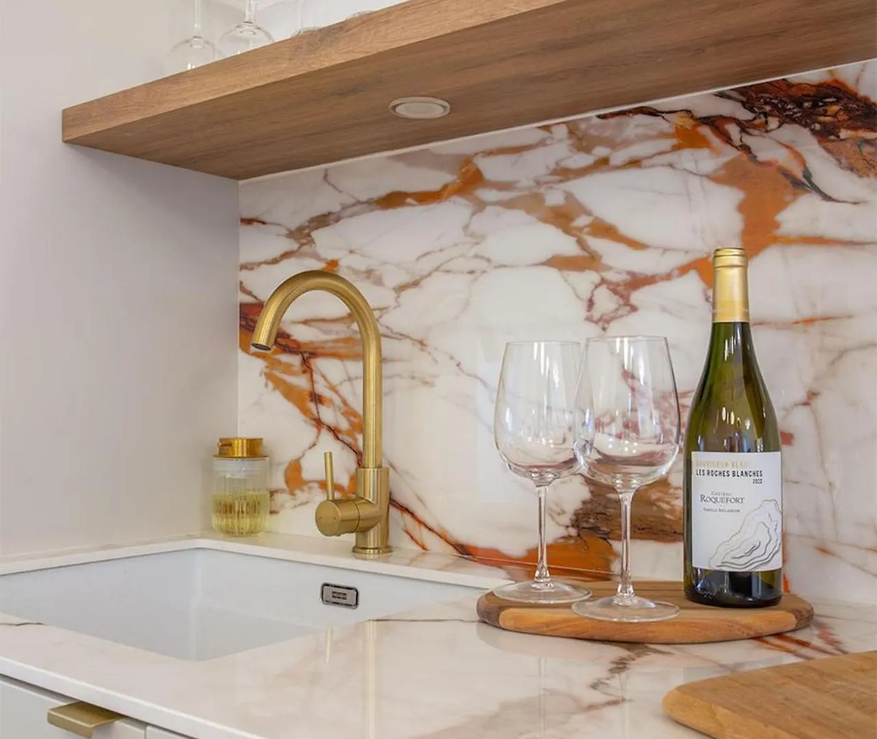 Montmartre Rochechouart - 1 Bed Apartment Paris France